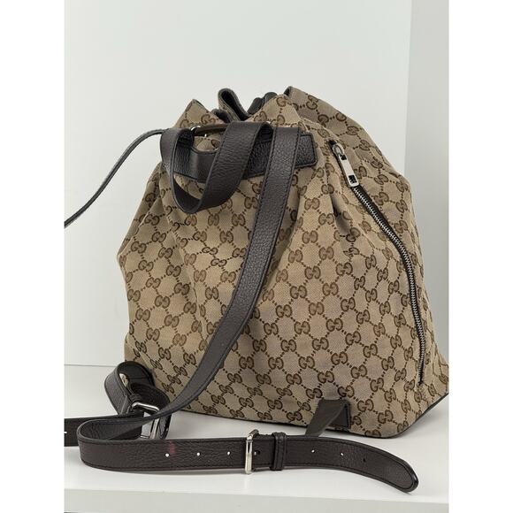 Gucci GG Brown Canvas Bucket Backpack - Picture 2 of 15